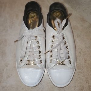 Michael Kors Kristie Canvas lace up sneaker.